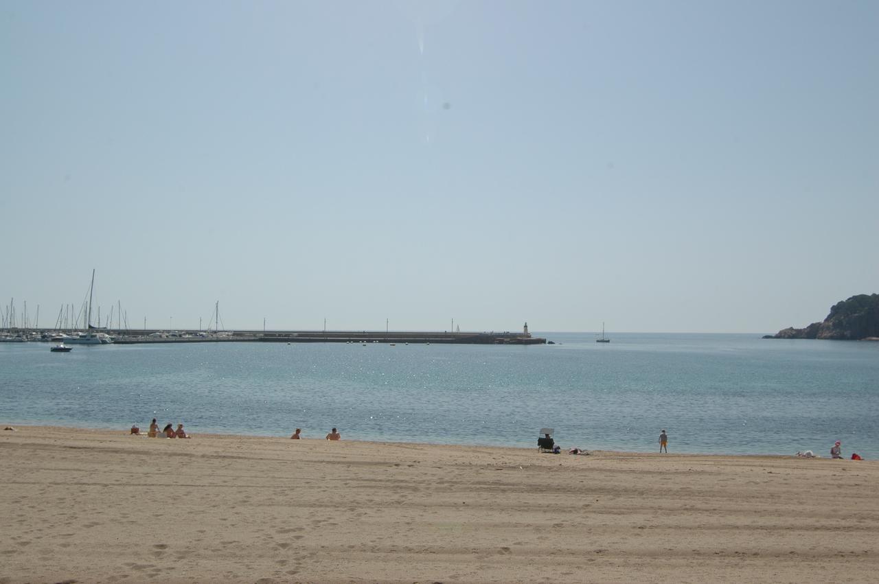 Villa Hauzify I Casa Les Penyes Sant Feliu de Guíxols Esterno foto